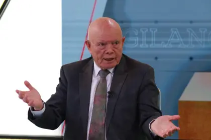 ¿Habrá debate obligatorio entre candidatos? Hassenteufel respondió en Así Decidimos