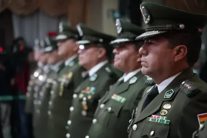 En medio de discursos de combate a la corrupción, posesionaron a los nuevos comandantes de la Policía 