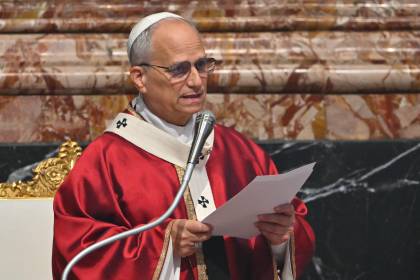 El Papa no necesita tratamiento adicional contra el cáncer y no ven impedimentos para viaje a Sudamérica