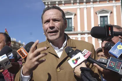 “Ya no negocien, necesitamos que actúen”, reclama cívico a Paz ante nuevo bloqueo en Santa Cruz