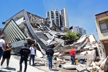 Terremoto en Colombia deja al menos 111 muertos y Gobierno declara “situación de emergencia”