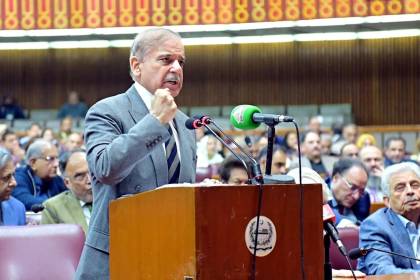 Primer ministro de Pakistán señala que la paz está cerca y anuncia “texto definitivo” para un acuerdo entre EEUU e Irán