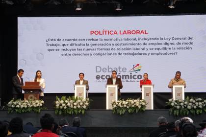 Foro: APB - Súmate promete que en tres meses no habrá déficit fiscal y plantean modificar el régimen tributario