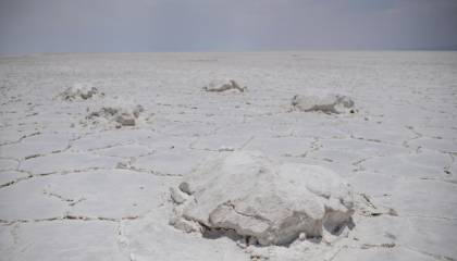 Una veintena de empresas compiten para aplicar la extracción directa del litio en Bolivia