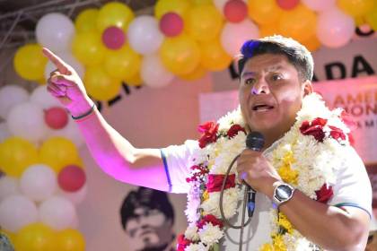Bloqueos: Loza niega que pedido de pausa humanitaria sea para trasladar movilizados a La Paz