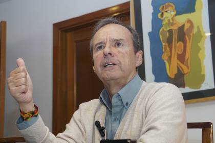 Vocero responde a Tuto por la droga incautada en Chile y defiende la lucha antidrogas del Gobierno