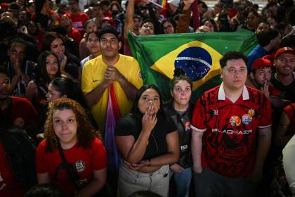 Bolsonaro mantiene ventaja sobre de Lula y Brasil irá al balotaje el 25 de octubre