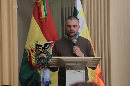 Senador de Libre: “El Gobierno va a intentar la política de la preventa, incluso de la coima”, para aprobar leyes
