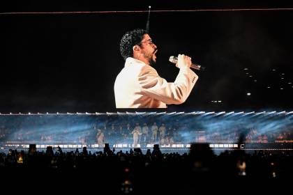 ¿A qué hora cantará Bad Bunny en el Super Bowl?