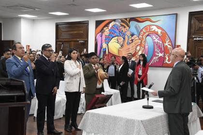 Exsenadora Andrea Barrientos y el exministro Wilson Santamaría son nombrados viceministros