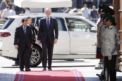 Policía desplegará 1.400 efectivos para resguardar la seguridad del rey Felipe VI durante su visita en Bolivia