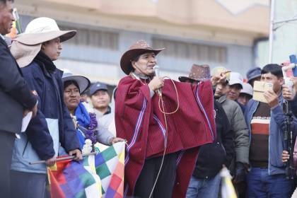 Evo no abandonará la marcha evista que apunta a llegar a Patacamaya este jueves