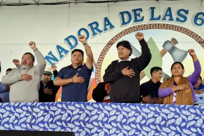 Evistas determinan iniciar una marcha desde Caracollo a La Paz el 12 de mayo en rechazo a la ley de reconversión de tierras