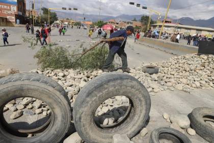 Al menos 23 puntos de bloqueos se reportan en el inicio del día 16 de la medida que cumplen evistas