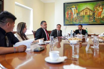 Estos son los 10 puntos establecidos en la agenda de los gobernadores para consolidar el 50-50