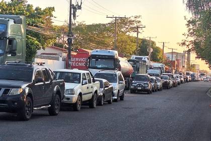 Hasta octubre, el BCB desembolsó $us 1.380 millones para pagar combustibles