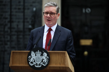 Keir Starmer anuncia su renuncia al cargo de primer ministro británico