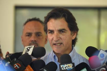 Saavedra advierte al transporte ante el anuncio de paro: “Si vuelven a hacerlo, probablemente el tono cambie”