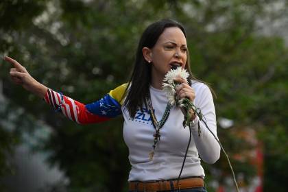 Venezuela: María Corina Machado dice que está en un lugar seguro y que se registró un herido de bala en su detención