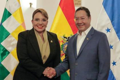 Bicentenario: presidentes de Honduras y Bolivia destacan “lazos de amistad y cooperación mutua” en reunión bilateral 