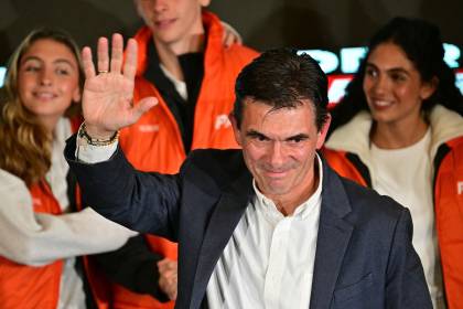 Tras levantarse la subvención al combustible, Rodrigo Paz cuenta con el 65% de aprobación, según estudio