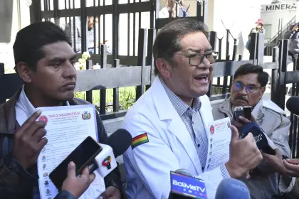 La Paz: Gremiales y médicos anuncian movilizaciones desde el lunes ante el incremento de precios de la canasta familiar 