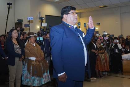 Eliser Roca asume la Alcaldía de El Alto con un llamado a la unidad y al desarrollo integral
