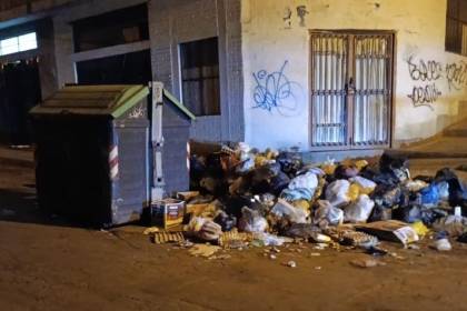 La Paz: La empresa de aseo dice que reanudó al 100% la limpieza, sin embargo, aún hay zonas con basura
