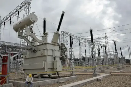 Bonos, gas, oro, denuncias, impuestos y tarifas eléctricas: Conoce los seis decretos promulgados por Paz