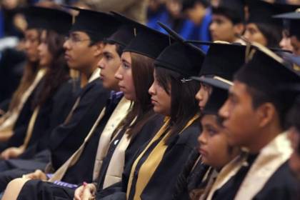 Títulos de bachiller serán digitales y sin costo este 2026, señala el ministro de Educación