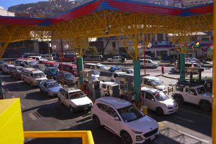 Choferes de El Alto: “Haremos una pausa por las elecciones, esta lucha por el combustible va a continuar”
