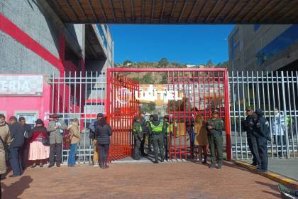 Trasladan la reunión del Consejo Económico y Social al sur de La Paz; el Gobierno se reúne con sectores