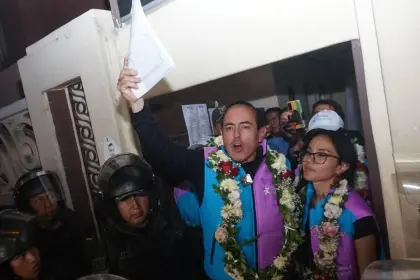 César Dockweiler logra inscribir la alianza Innovación Humana para buscar la Alcaldía de La Paz