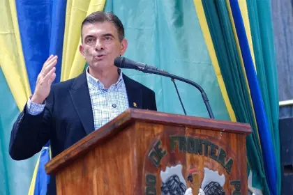 “No hay diésel, no hay gasolina y no hay gas”: Paz responsabiliza a los gobiernos del MAS por los problemas con combustibles