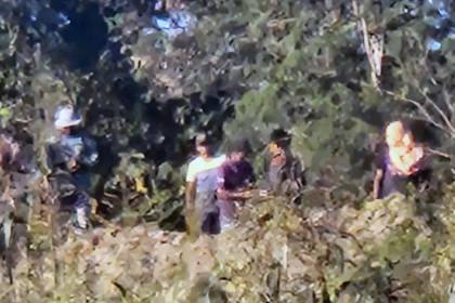 Denuncian que al menos 25 personas están retenidas en Santa Rita por un grupo armado; hay al menos un herido