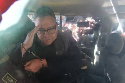 Zúñiga paga fianza de Bs 200 mil y espera salir de la cárcel para cumplir detención domiciliaria, dice su abogado