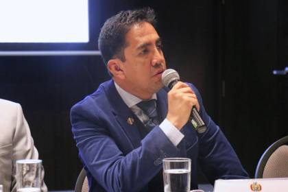 Ministro Bascopé al Órgano Judicial: “Puede haber ciertas diferencias, pero toda autoridad tiene que tener sensatez”