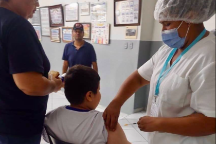 “En Santa Cruz solamente se ha aplicado el 27% de la vacuna contra la influenza”, señala epidemiólogo del Sedes 