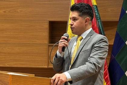 “Deben empezar a temblar”: Diputado que denunció a Condori desafía a Evo que se entregue a la Justicia