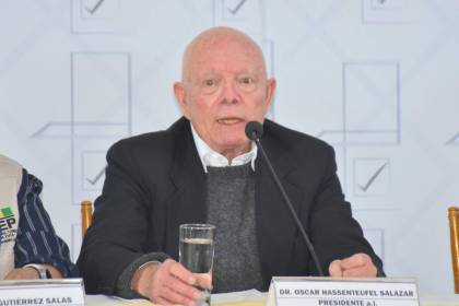 TSE busca un acuerdo de “no agresión” entre los binomios liderados por Tuto Quiroga y Rodrigo Paz 
