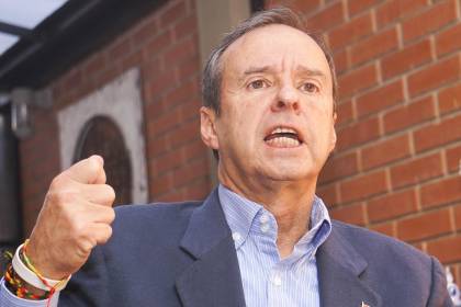 Tuto dice que los avasallamientos “matan la producción” y que debe aplicarse la ley con “mano firme y justa”