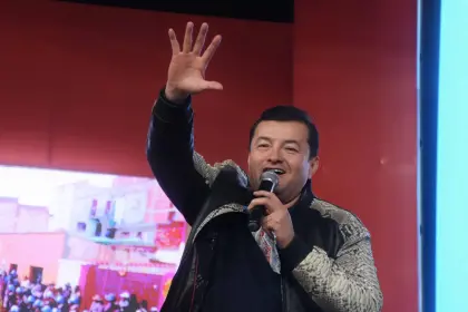“En política no hay nada descartado”: Jhonny habla de su ‘vice’ y los rumores sobre Evaliz