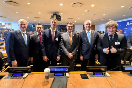 Tras reunión virtual con su gabinete de ministros, Paz asiste a la reunión con el Escudo de las Américas