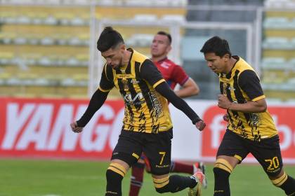 Minuto a minuto: The Strongest estira la ventaja sobre Guabirá (2-0)