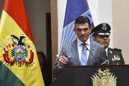 Subnacionales: Paz llama a candidatos a unirse al “50/50” para acabar con el centralismo y anuncia trabajo con autoridades electas