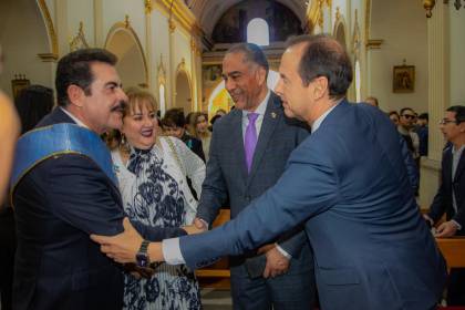 Tuto y Velasco participan de actos conmemorativos por la efeméride de Cochabamba