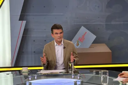“La principal seguridad jurídica para el país es que el MAS se vaya”, dice el candidato Rodrigo Paz