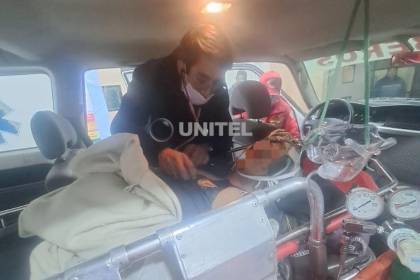 Adolescente que cayó en un barranco de 200 metros en La Paz tiene múltiples fracturas, varias en la cabeza