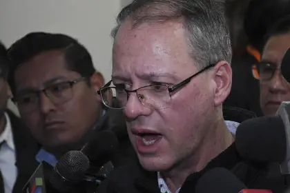 Según fuentes del TSE, ratifican inhabilitación de Jaime Dunn como candidato presidencial