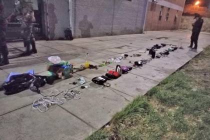 Una consola de videojuegos, celulares y droga son hallados en el penal de El Abra durante una requisa